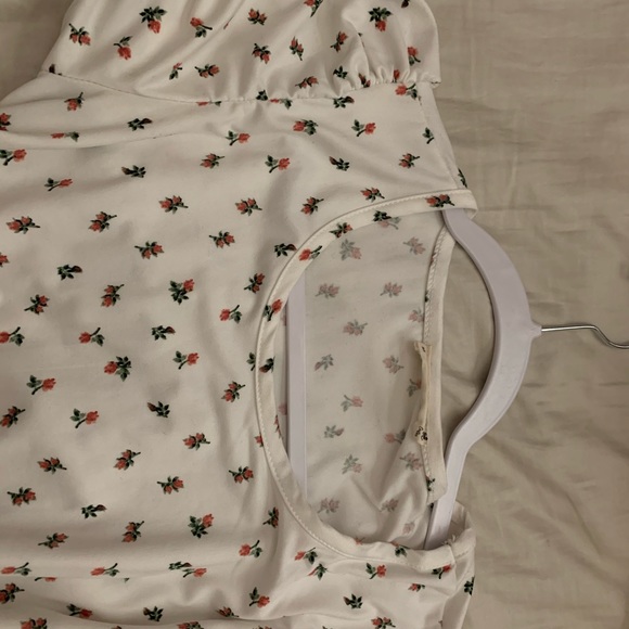 rose patterned babydoll dress - Picture 3 of 4